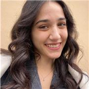 Laureata in lingue, offro ripetizioni per studenti di ogni età che hanno bisogno di aiuto o vogliono migliorarsi. Sono pronta ad affiancarti!